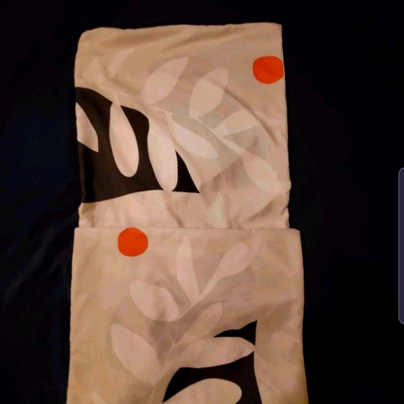 Decorative cushion covers - Picture 1 of 1